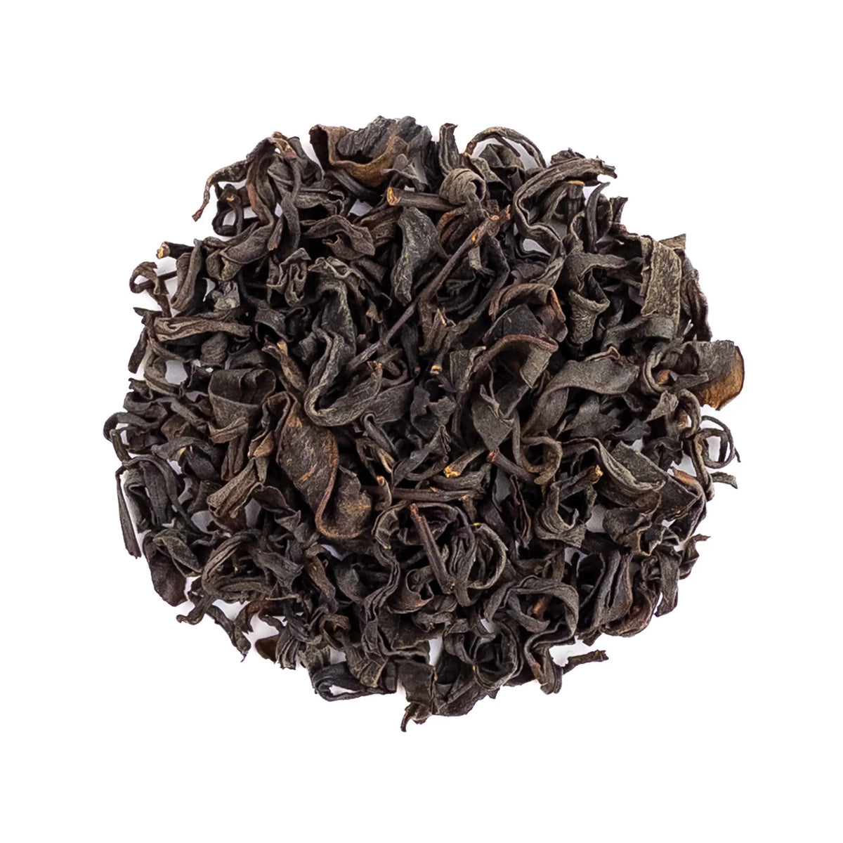 Dry black tea leaves on a white background - 2025 Qingxin Japanese Black Tea from Sashima