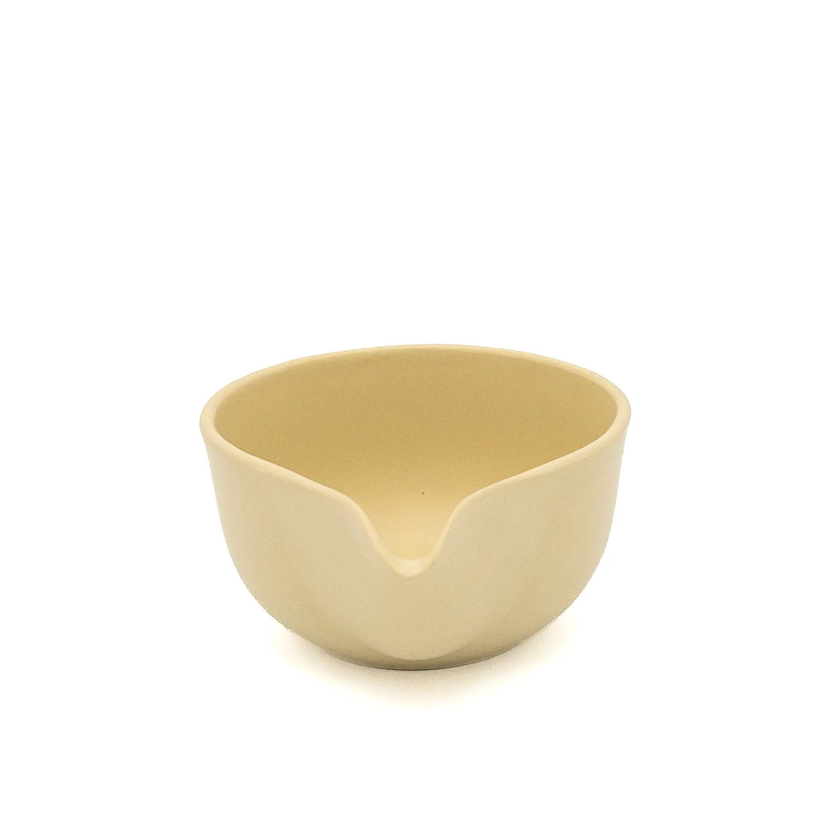 Front view of Cream Tokoname Yuzamashi by Takasuke
