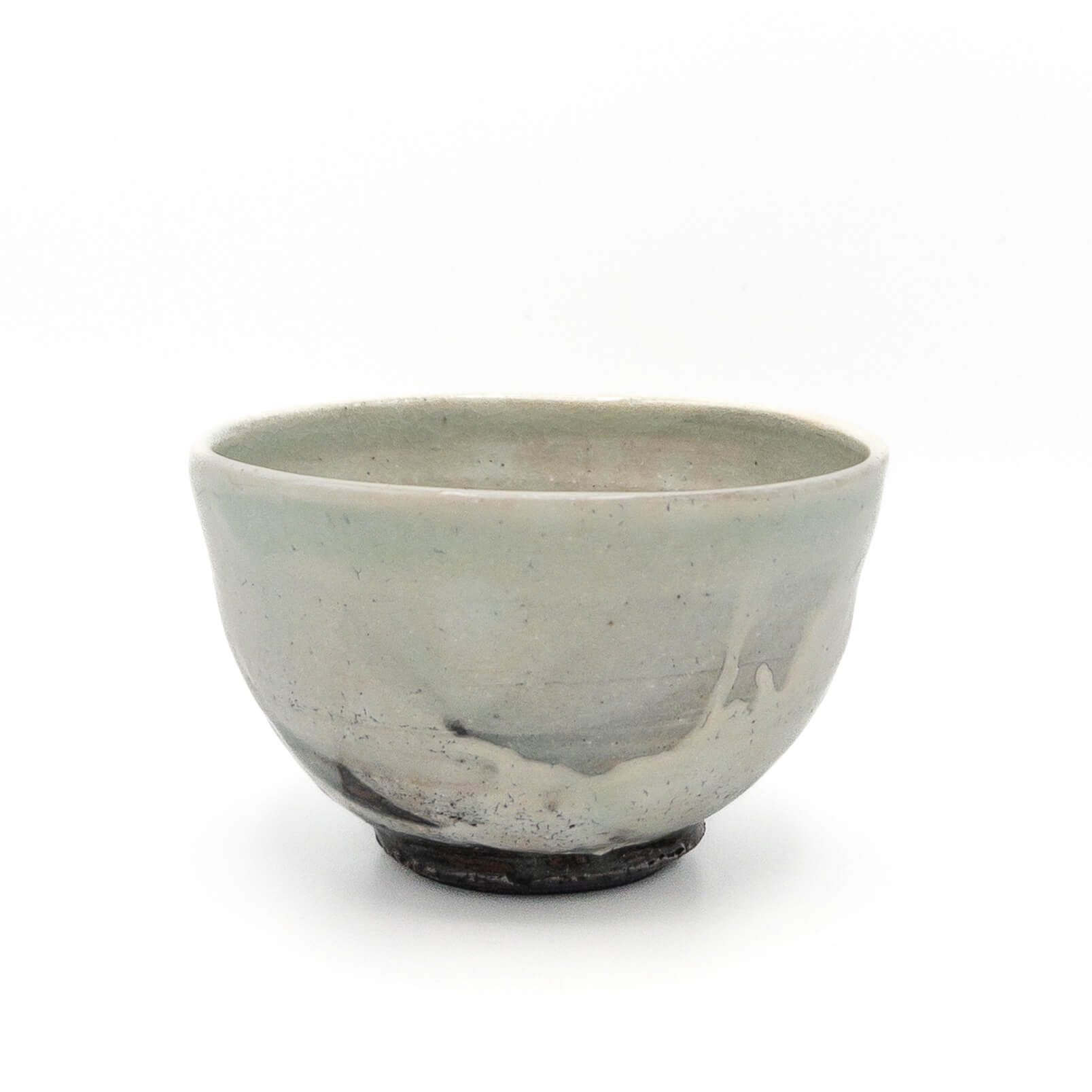 Ishido White Kohiki Matcha Bowl on white background