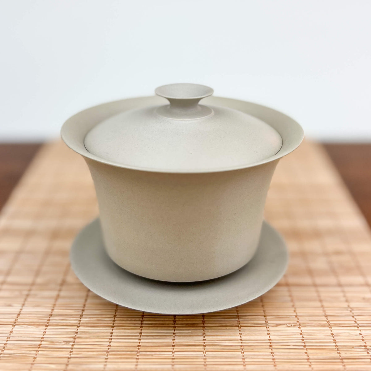 Jianshui Pottery Cream Gaiwan - 195 ml
