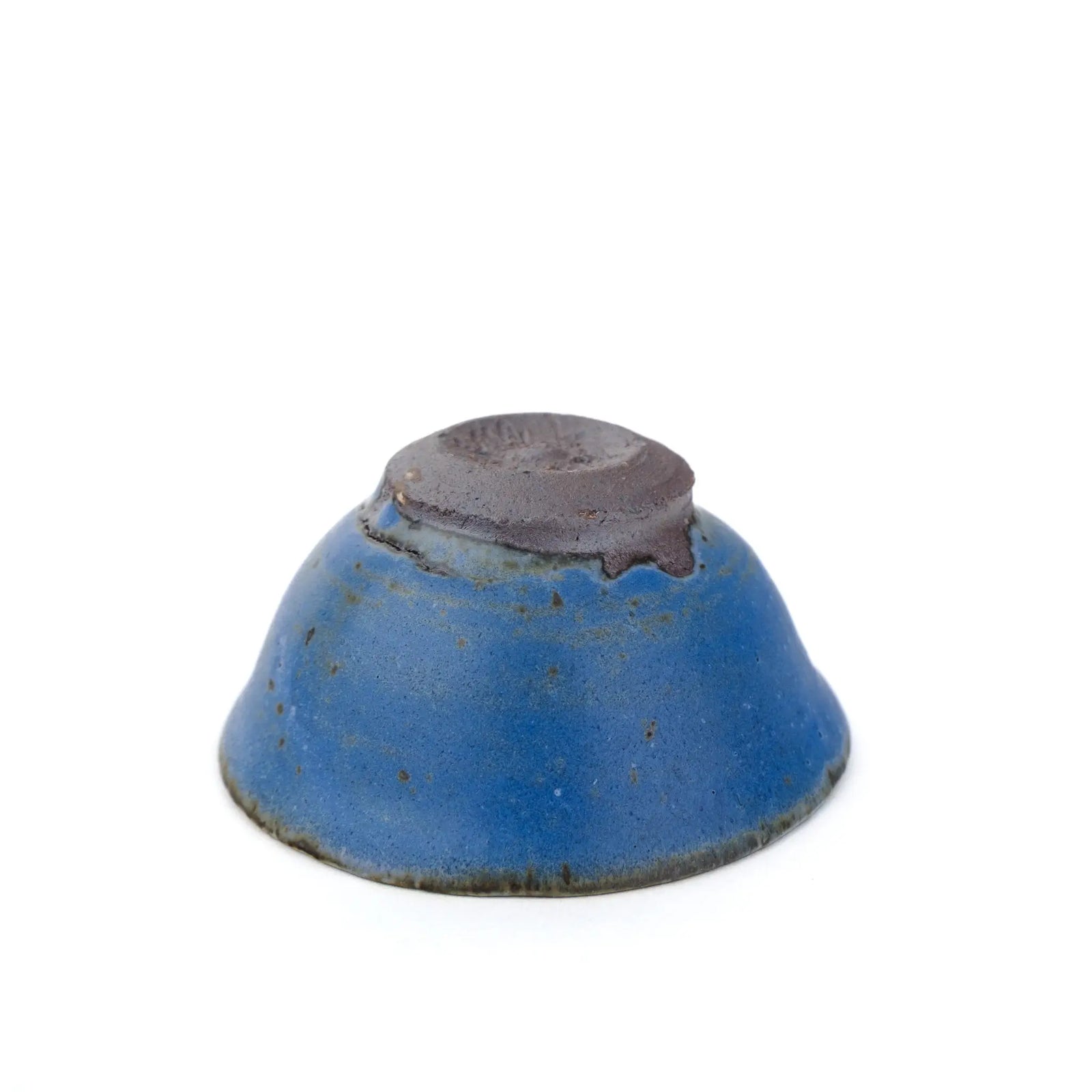 Mark Mohler Handmade Gong Fu Cup #2G on a white background - underside view