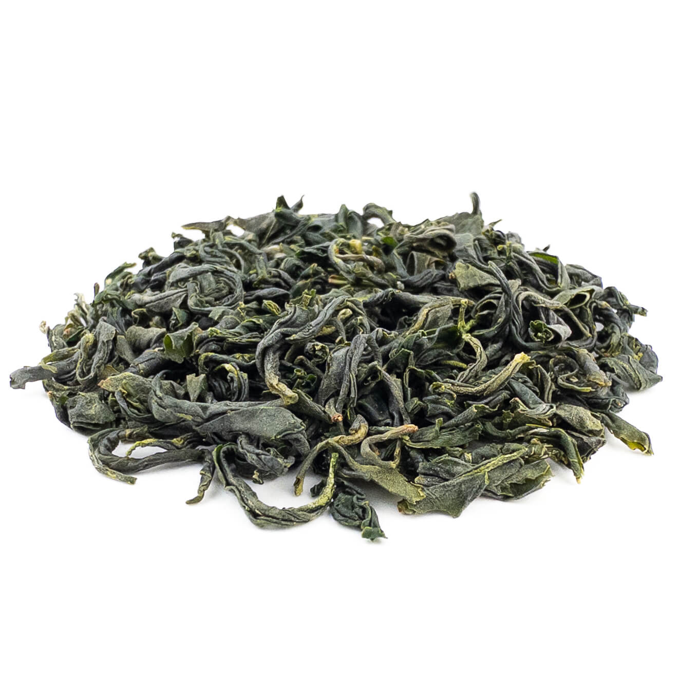 Dry leaves of Densho Kamairicha in a loose pile, long curled and twisted dark green pan-fired leaves