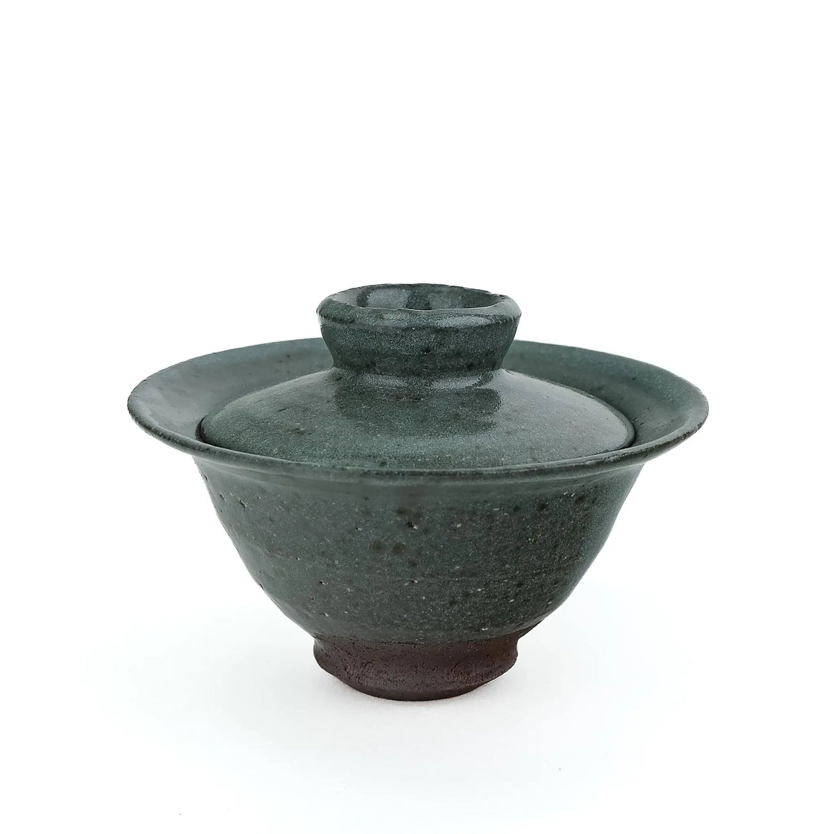 Mark Mohler handmade gaiwan #9 with the lid in place, showing the tall knob, flared rim and speckled green glaze