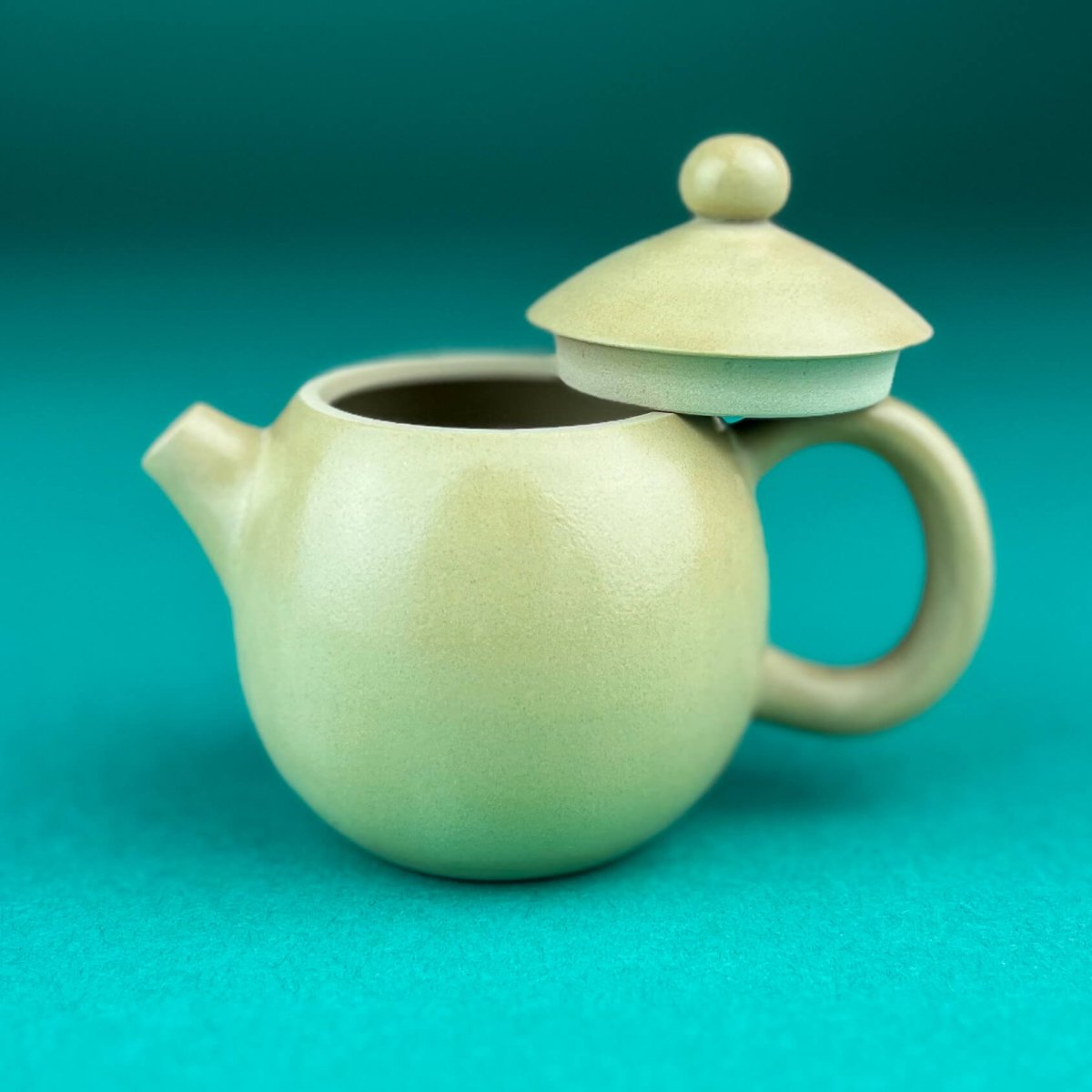 White Jianshui Dragon Egg Style Teapot